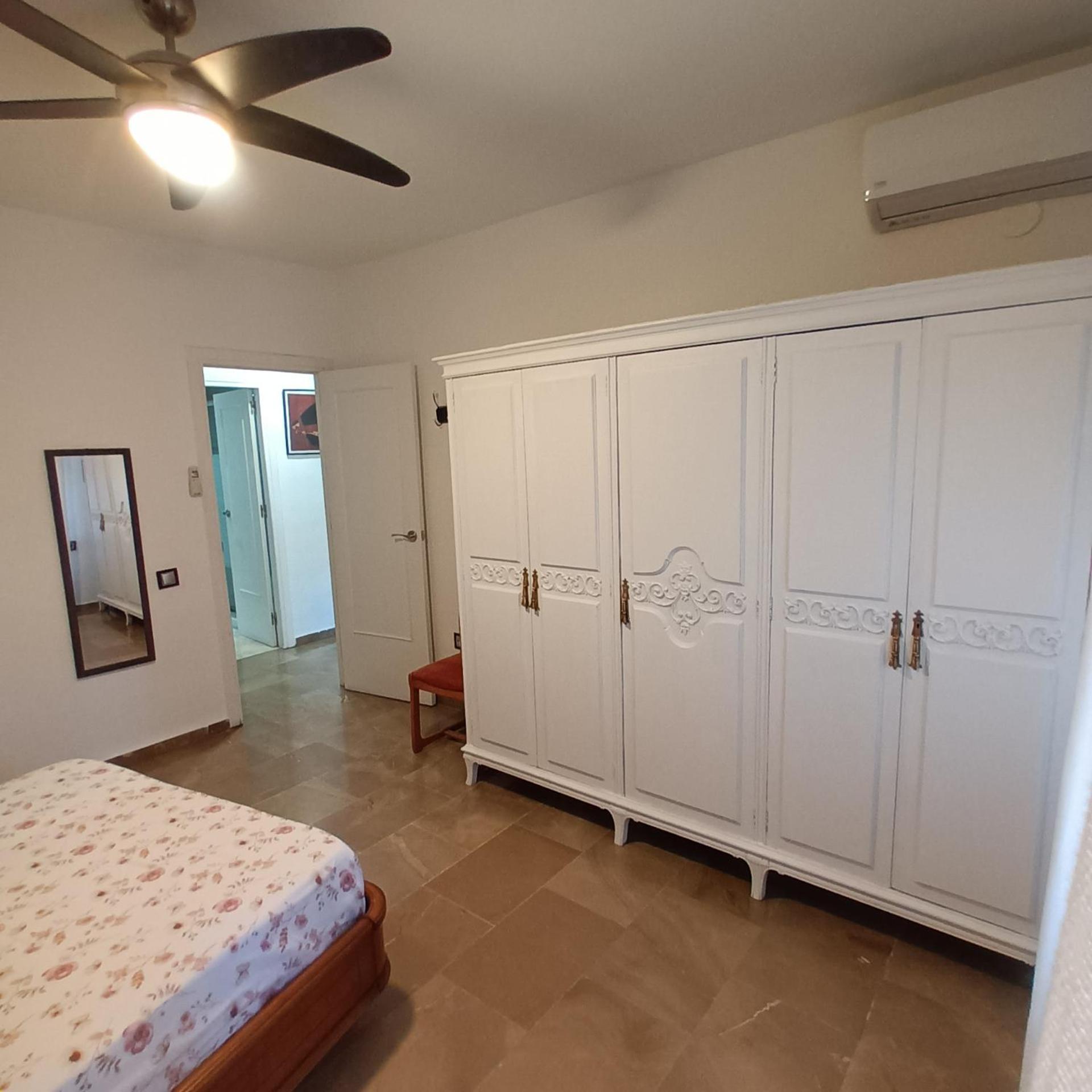Piso En El Centro De Granada Con Garaje Incluido Gratis Apartment Exterior photo